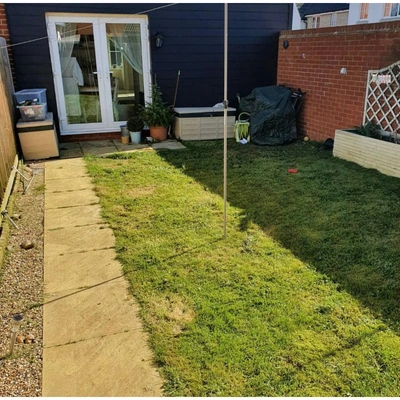 Garden Deck & Pergola - Before